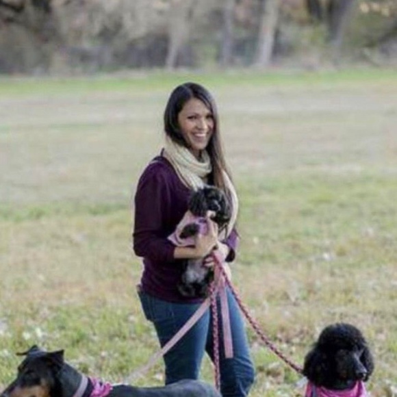 Meet your Posher, Shavon - Picture 2 of 9